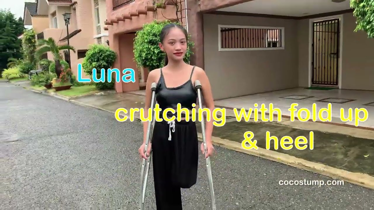CoCoStump - Luna crutching with fold up pants & heel 4k-001 #disabled #oneleg