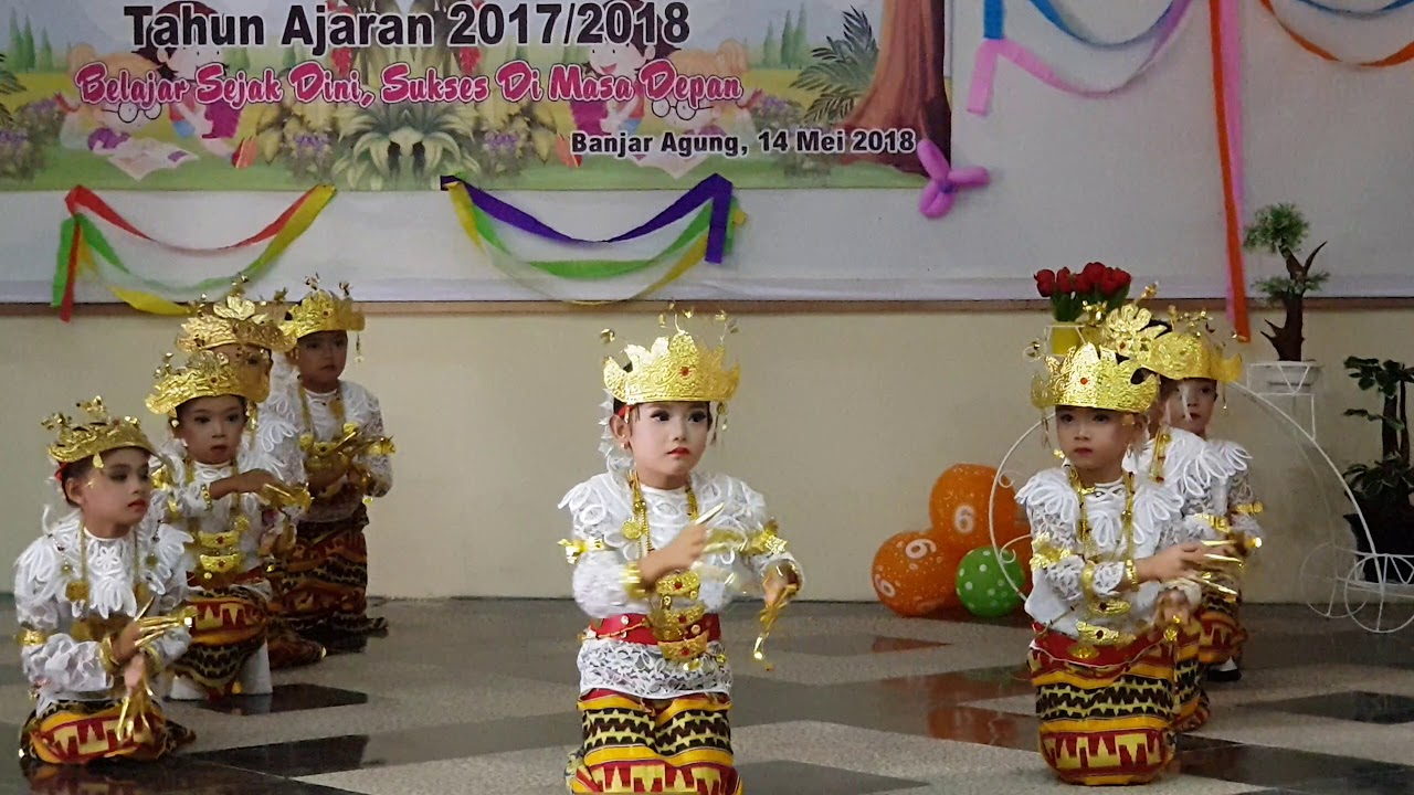 Persembahan tari sembah TK Negri Pembina 2017/2018