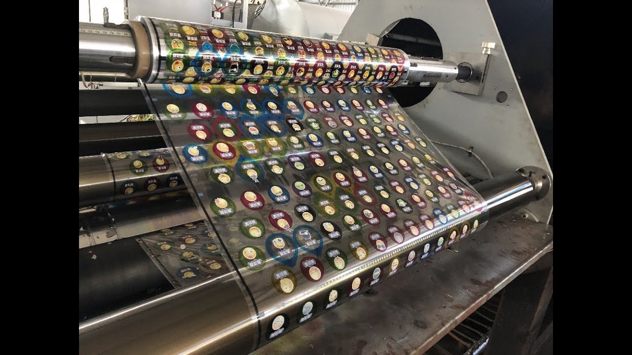 Vacuum metallizer machine can metallize aluminum on plastic film for food packaging