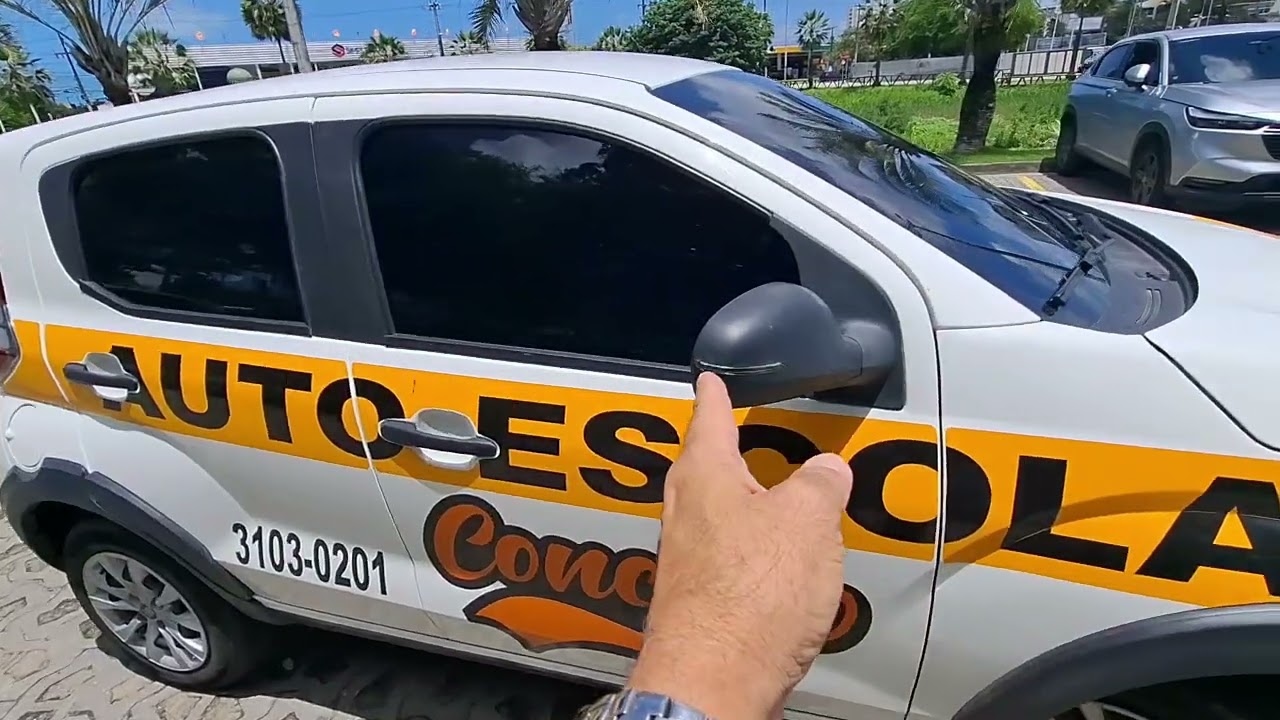 ESTACIONAMENTO DE RÉ A DIREITA 
