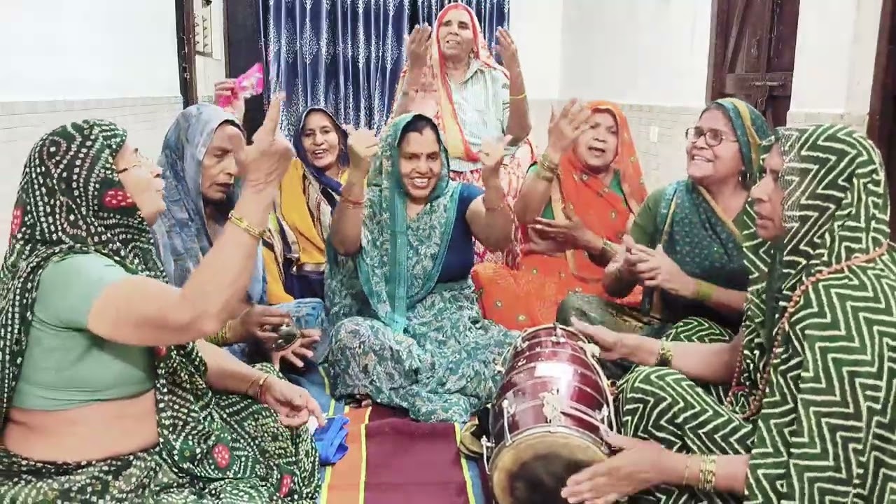 Krishna Bhajan 🙏 घर के धंधे छोडूंगी 🌹 Ghar Ke dhandhe chhodungi 🌹चैनल को सब्सक्राइब करें लाइक करें🙏🙏