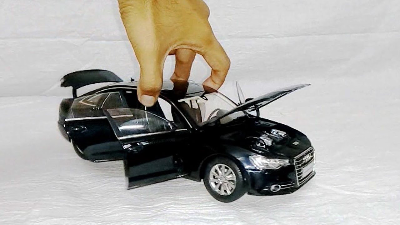 Unboxing of Audi A6L 1:18 Scale Diecast Model Car