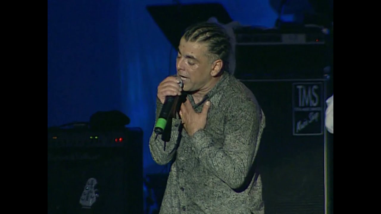 Parni Valjak - Mir na jastuku (Live, &Scaron;alata Zagreb 2002)