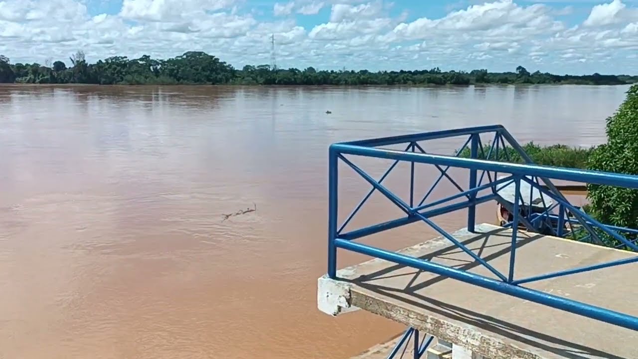 Posto da lanchinha com está pessoal