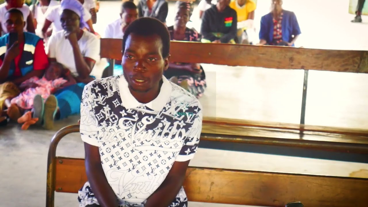 BUSHU  : AKSIYA  ANDITUKA KUTI ATEZVARA NEWE KUMASHURE KUNE MAT*N***  UYE AMAI MURI MUROYI MATIPEDZA