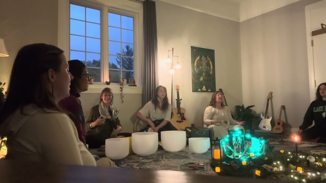 Wayfinder Calls the Ancestors - Mindy Floyd