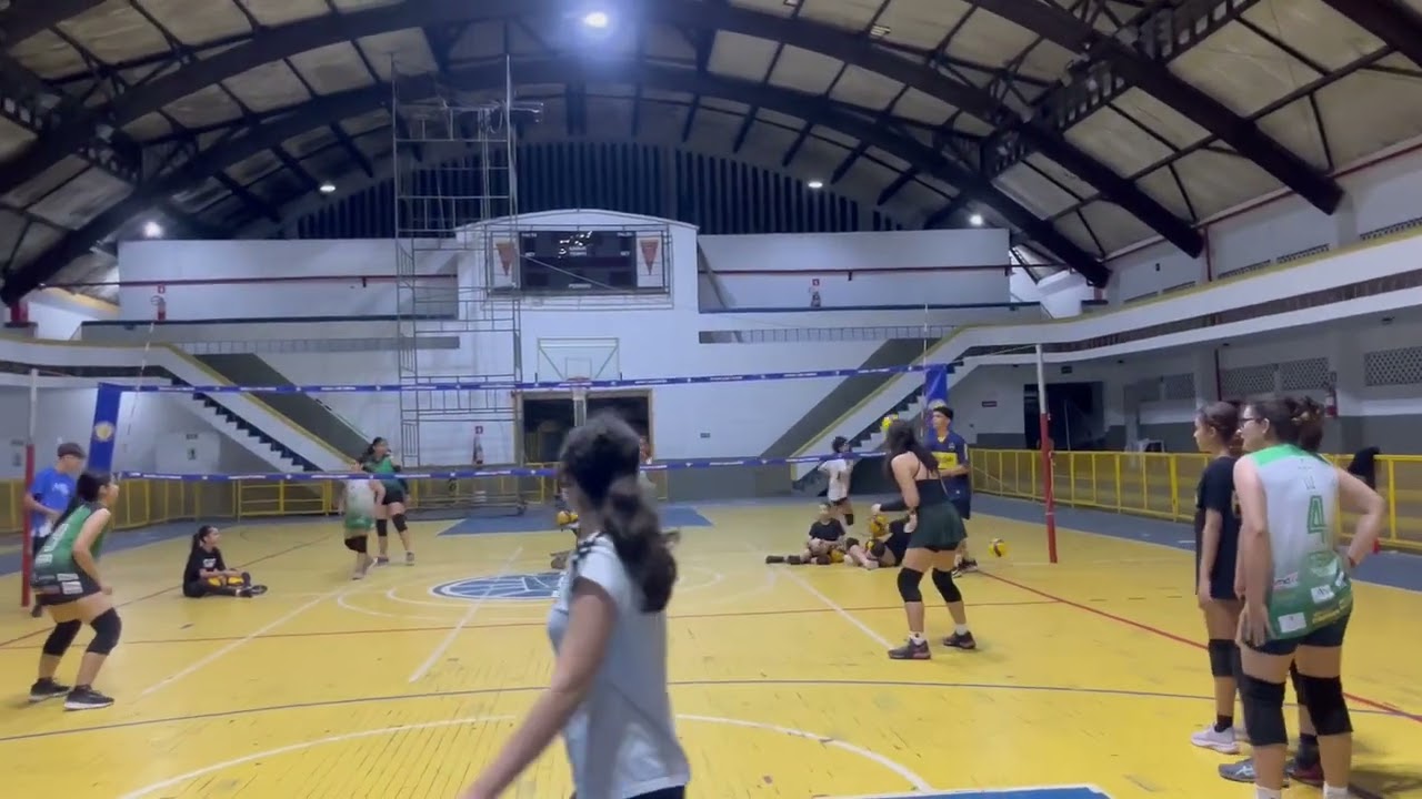 V&Ocirc;LEI: TREINO DE DEFESA PARA ALUNAS INTERMEDI&Aacute;RIAS