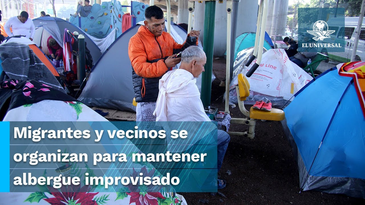 Migrantes convierten parque en su albergue; vecinos acuerdan reglas