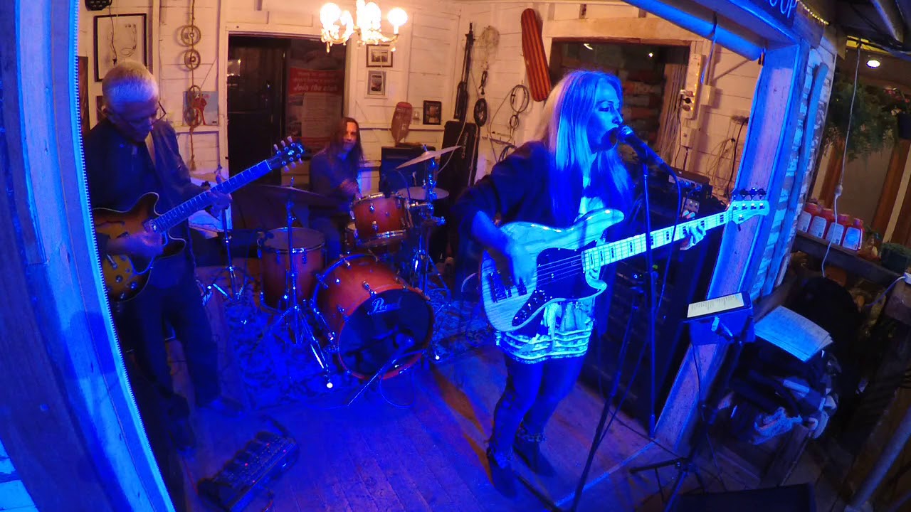 Rebecca Johnson Band *TORE DOWN* Live @  The Co-Op Club (22/7/18)