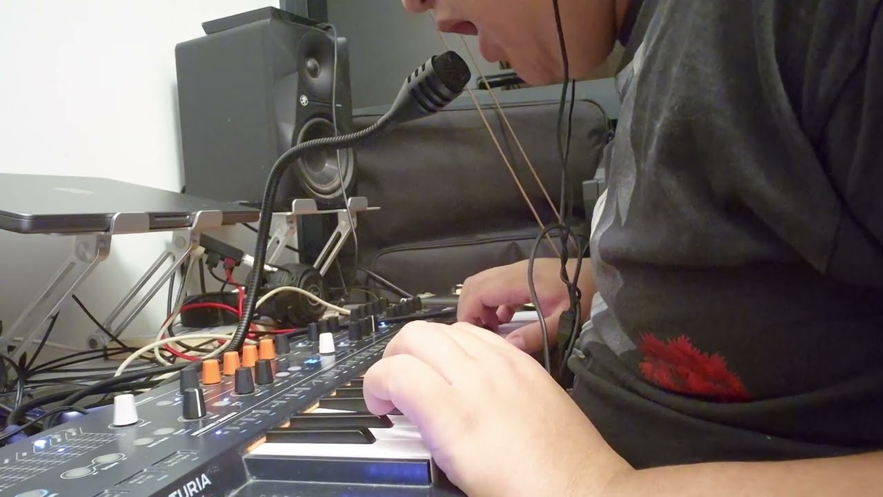 Arturia Minifreak 4.0 // Vocoder + Granular ambient jam demo // 