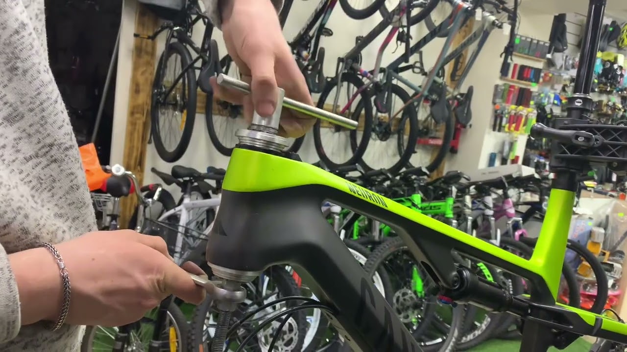 Canyon Neuron CF 9 Carbon🚵                                        Сборка с коробки😋