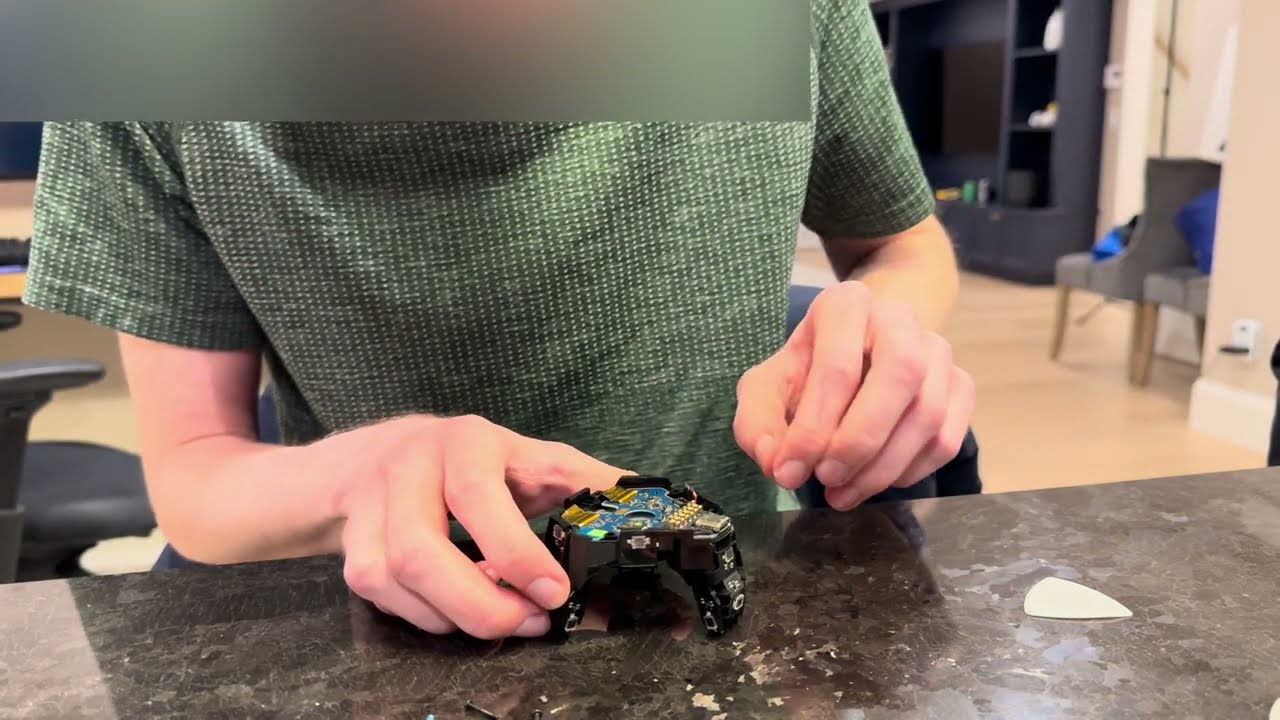HTC Vive 3.0 Tracker Teardown and Battery Replacing