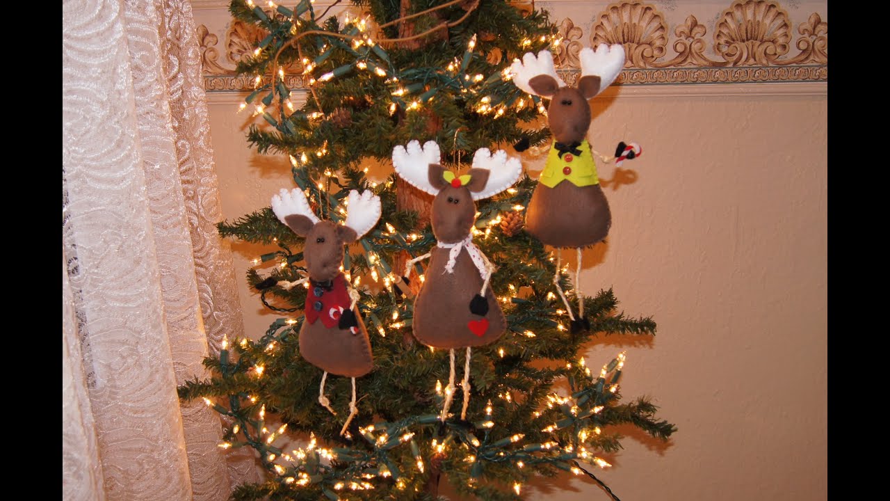 ADORNO NAVIDEÑO ALCE - serie Animalitos del Bosque