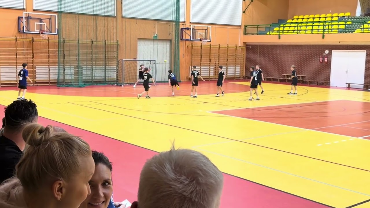 Szczypiorniak Olsztyn 1 - handbalowy Elbląg (część 1)
