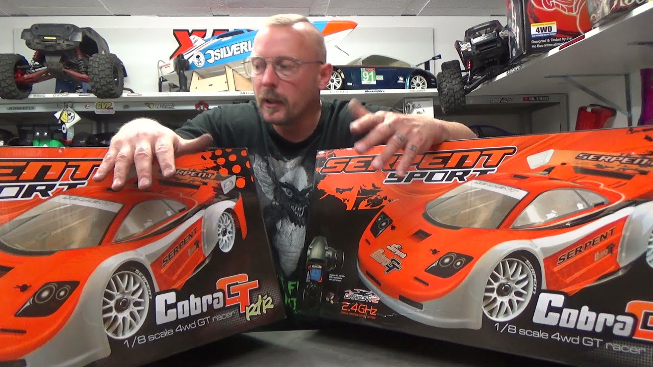 LA SERPENT COBRA 811 GT LW RACE ROLLER dernière version