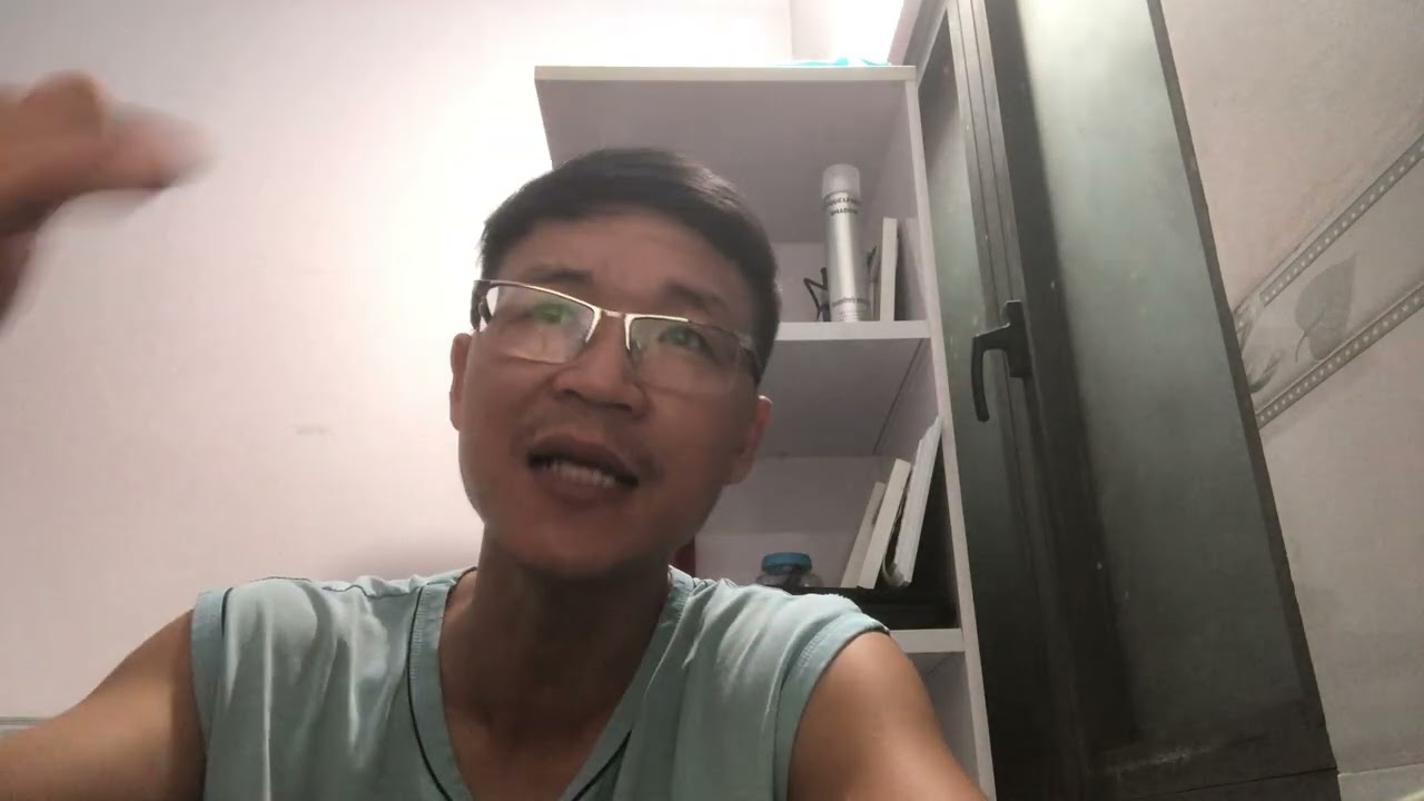 Chương trình CHẤT LƯỢNG CAO( TIÊN TIẾN) HAY ĐẠI TRÀ : LỰA CHỌN NÀO TỐT CHO SINH VIÊN? 