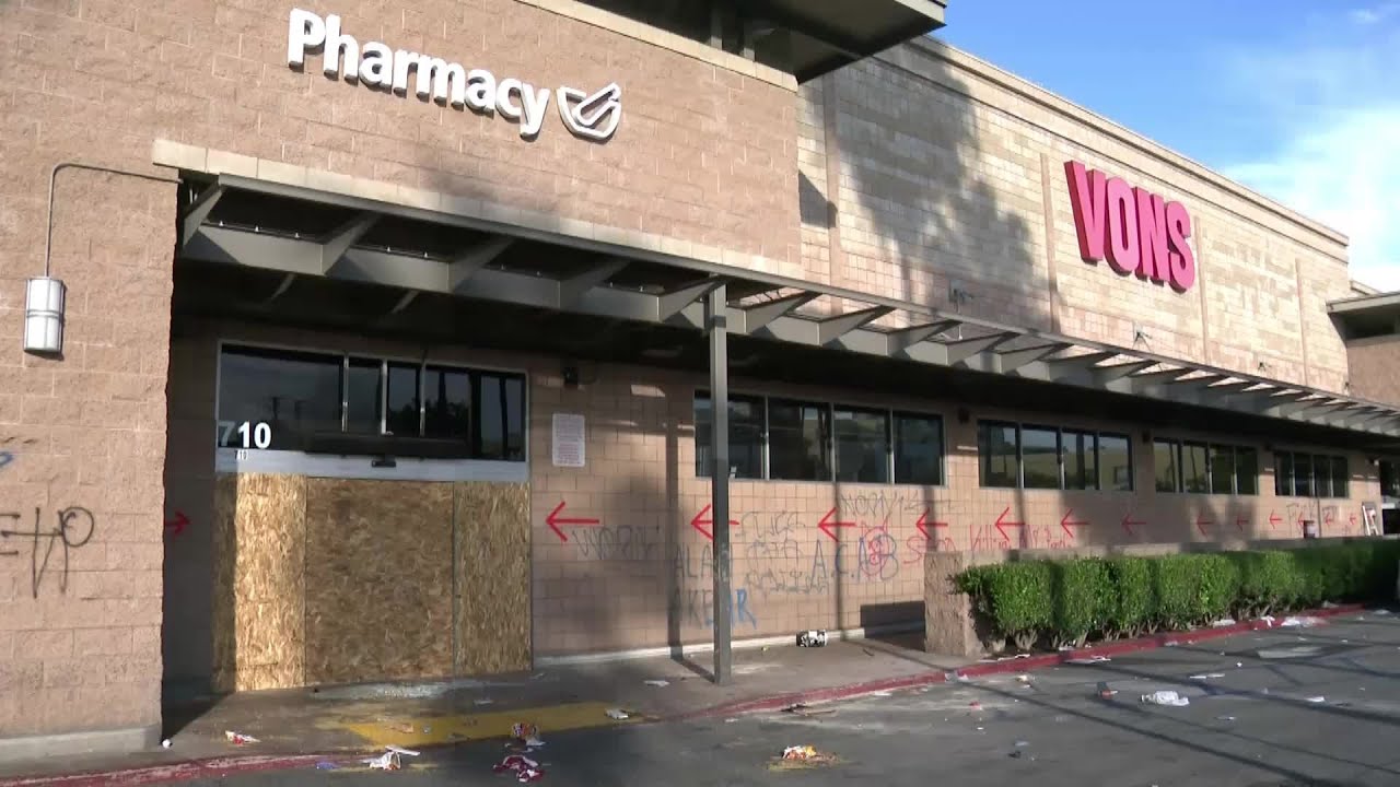 Vons Store In Santa Monica Ransacked