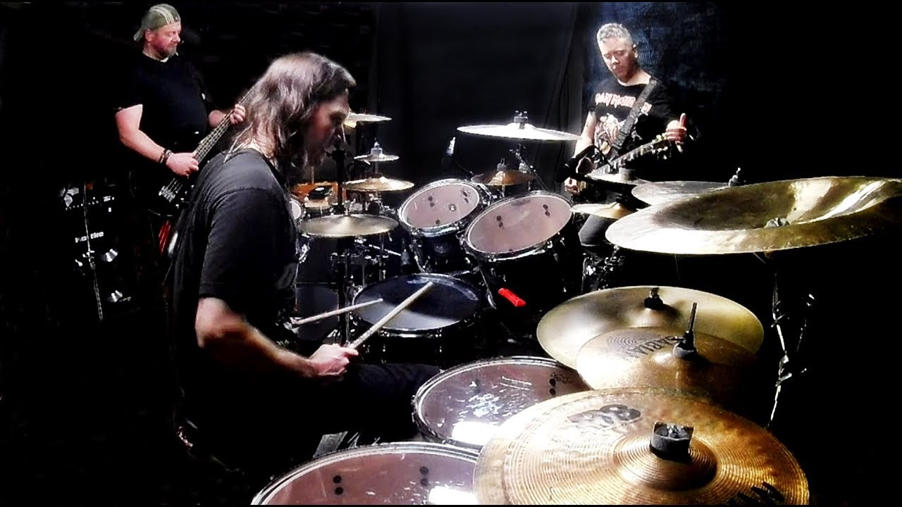 Fear of the Dark - Live in My Basement