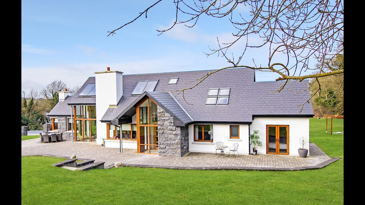 Lakeside House, Ballyalla, Ennis, Co. Clare