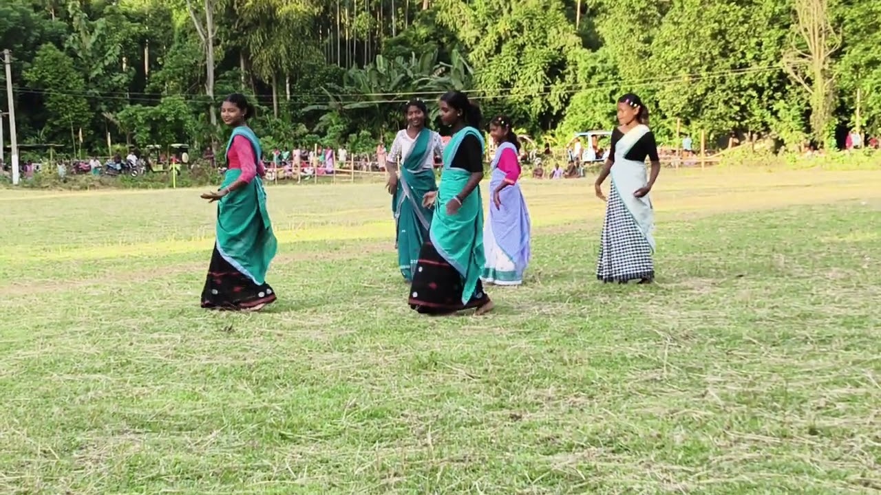 LILI BIDE DHARTI PURI RE //NEW SANTALI COVER DANCE VIDEO 2026 // SANTALI SONG // TRENDING SONG