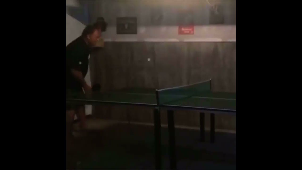 Table Tennis Epic moment 😀 #tabletennis #pingpong #pingpongtable #tafeltennis