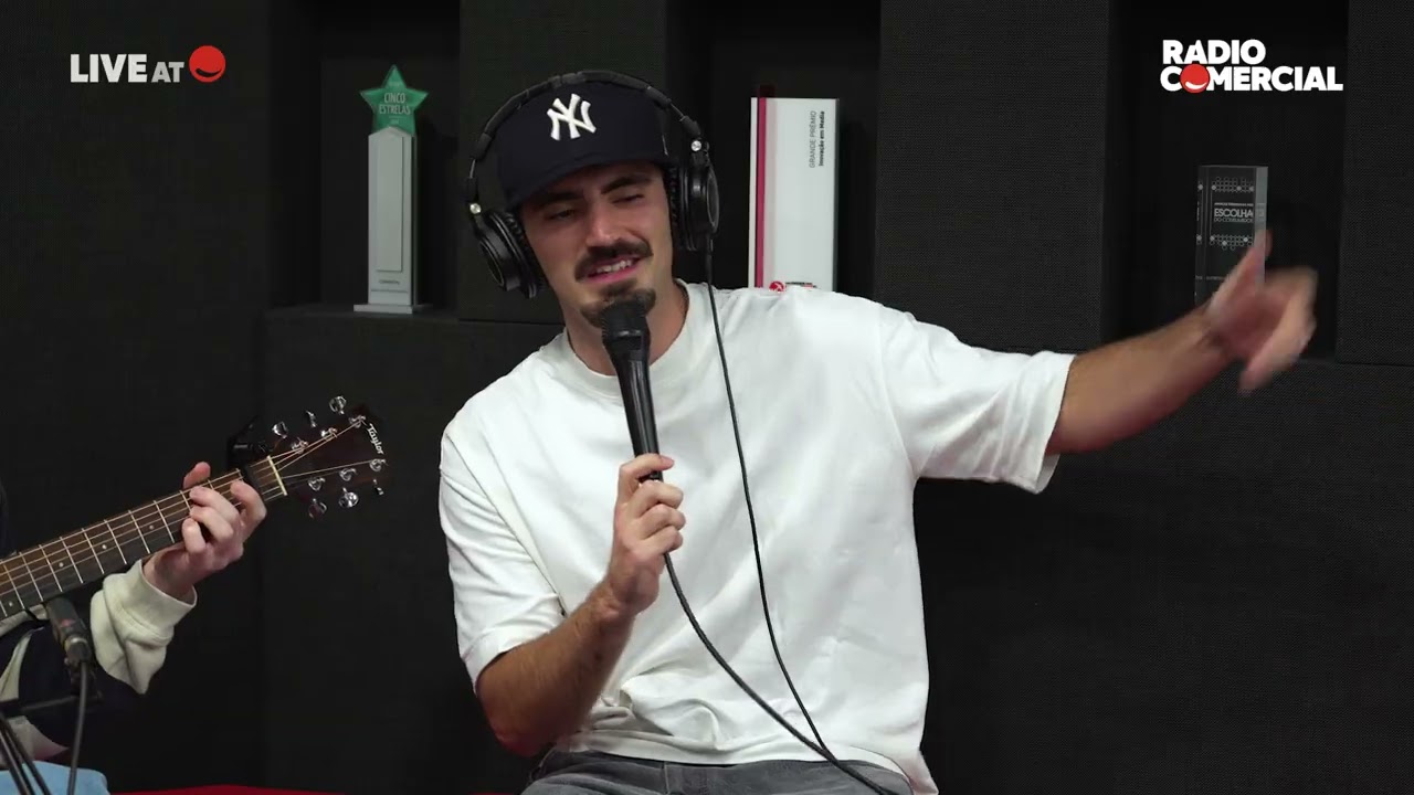 Rádio Comercial | Satiro canta Quem Tem O Teu Coração no Já se Faz Tarde