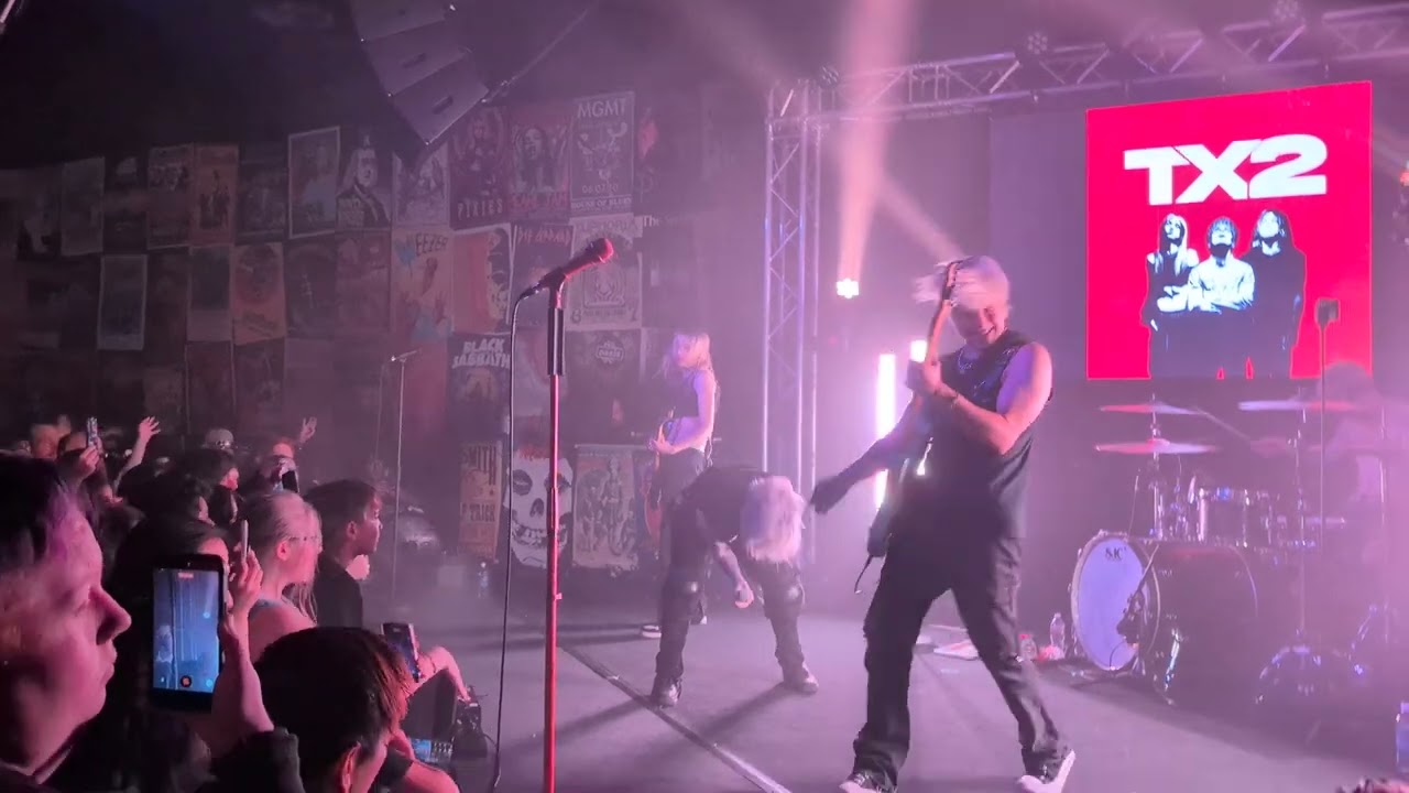 TX2 END OF US| Live Albuquerque NM Backstage Revel 