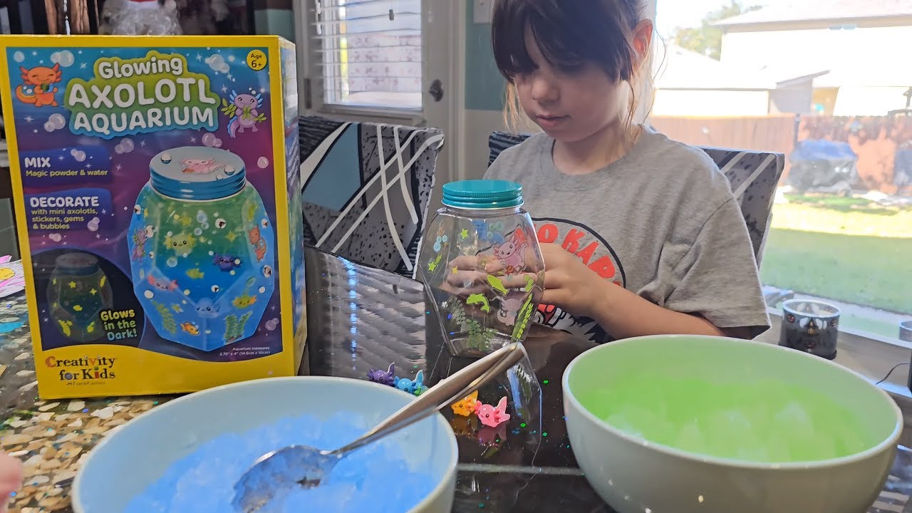 Glowing Axolotl Aquarium - STEM Science Kit for creativity!