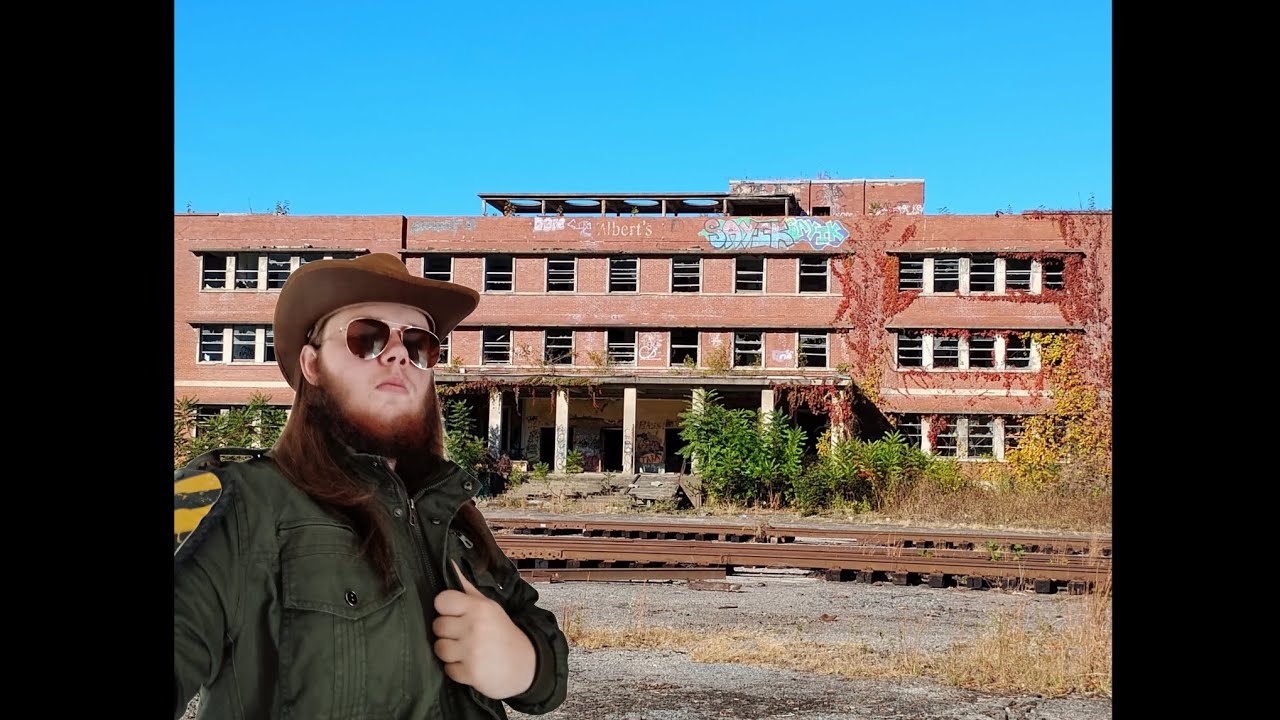 Abandoned YMCA (FULL WALKTHROUGH) #urbex #urbanexploration #redneck #mystery #scary #creepy #haunted