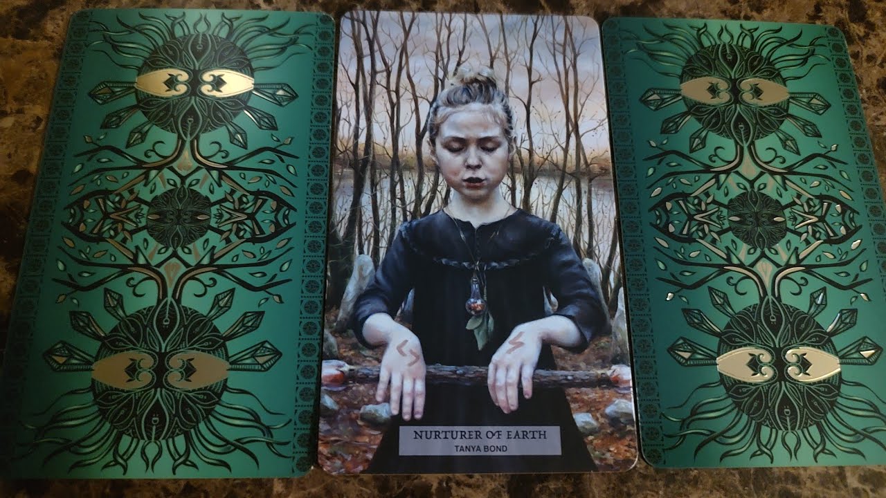 Unboxing the 78 Ecological Tarot!