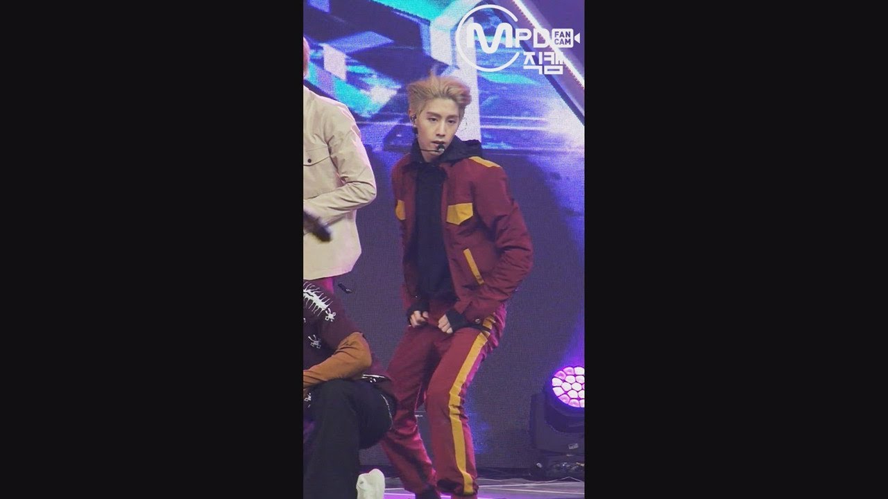 [MPD직캠] 갓세븐 마크 직캠 'Look' (GOT7 MARK FanCam) | @MCOUNTDOWN_2018.3.22