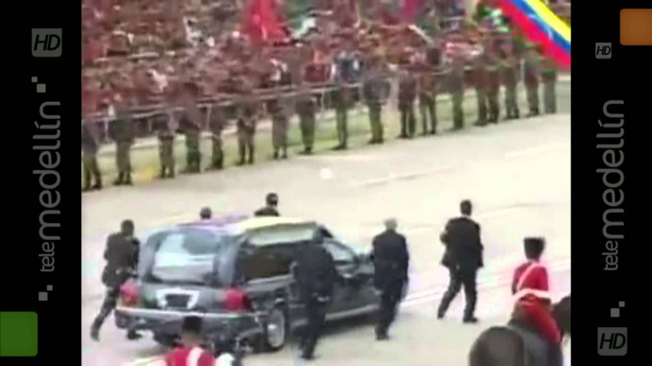 La carroza Lincoln 98 usada en el sepelio de Hugo Chávez, fue rematada [Noticias] - TeleMedellin