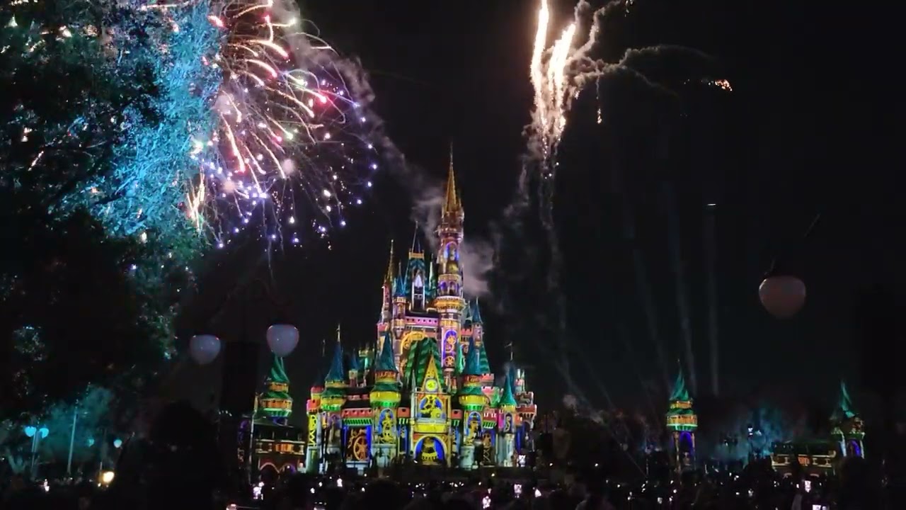 Magic Kingdom Fireworks - Disney World