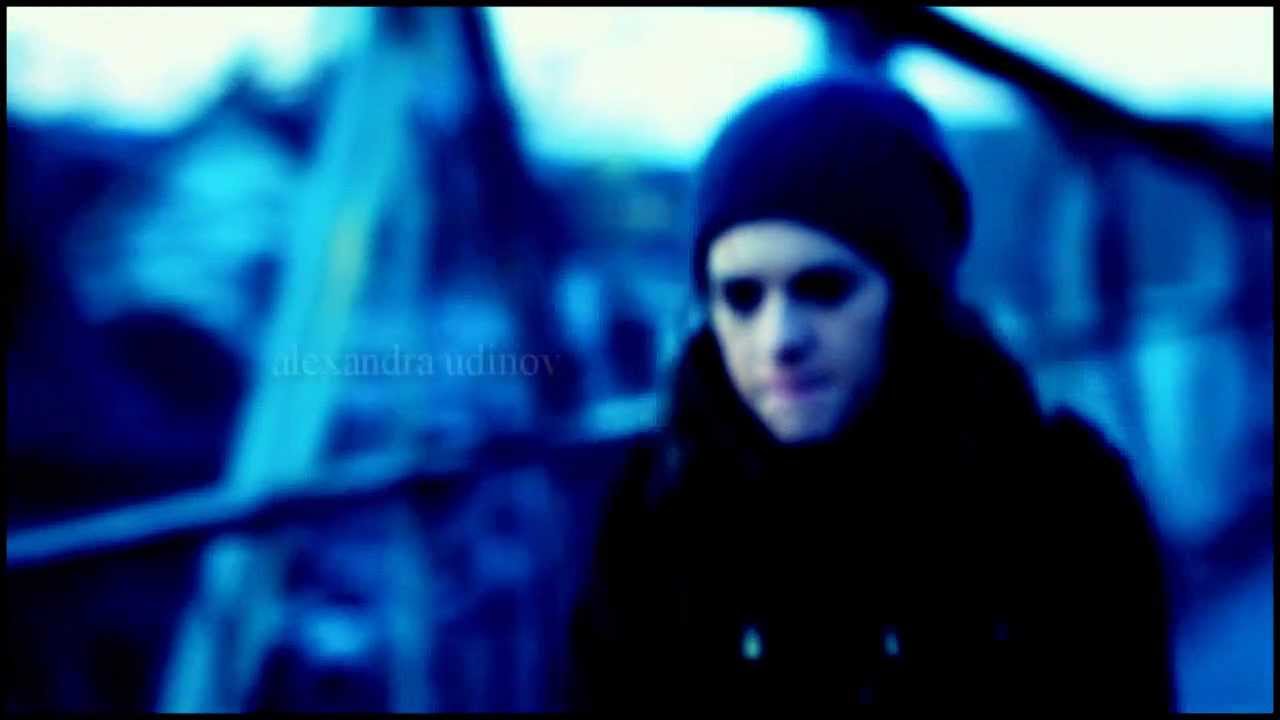 alexandra udinov | satellite heart