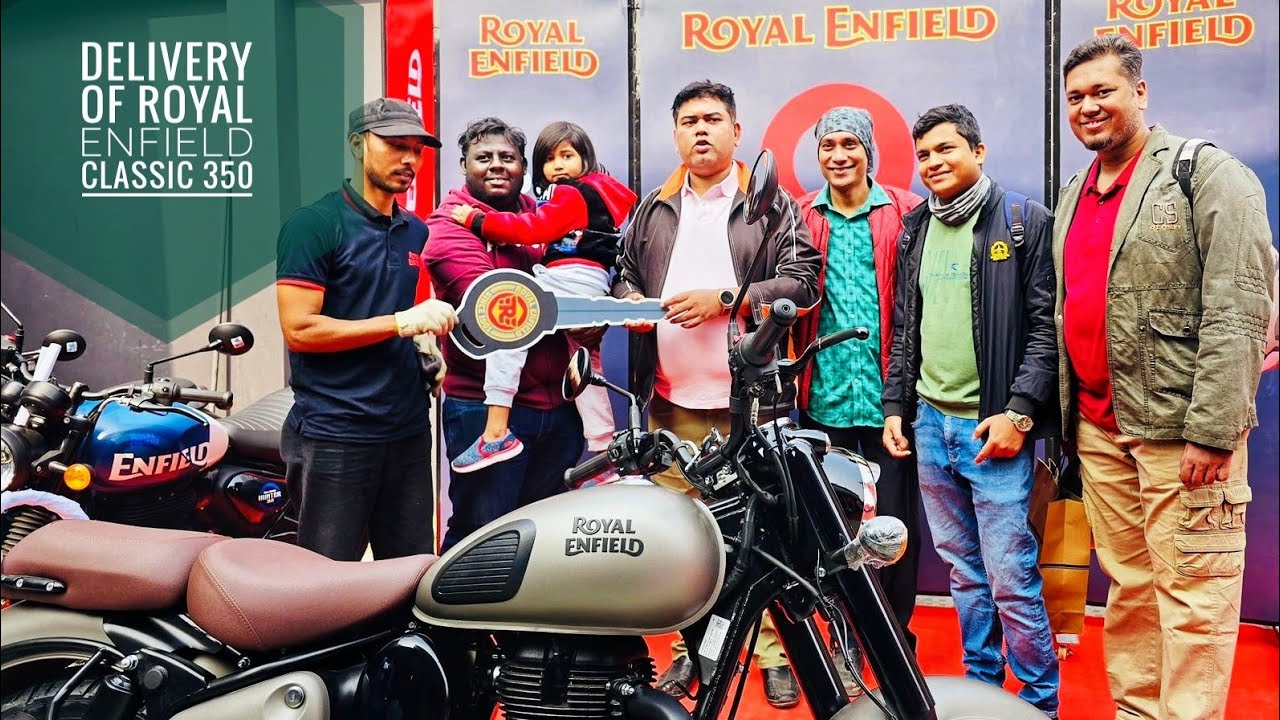 Delivery of Royal Enfield Classic 350 Gunmetal Grey 2025 In Bangladesh. @priomdailyvlogs6318