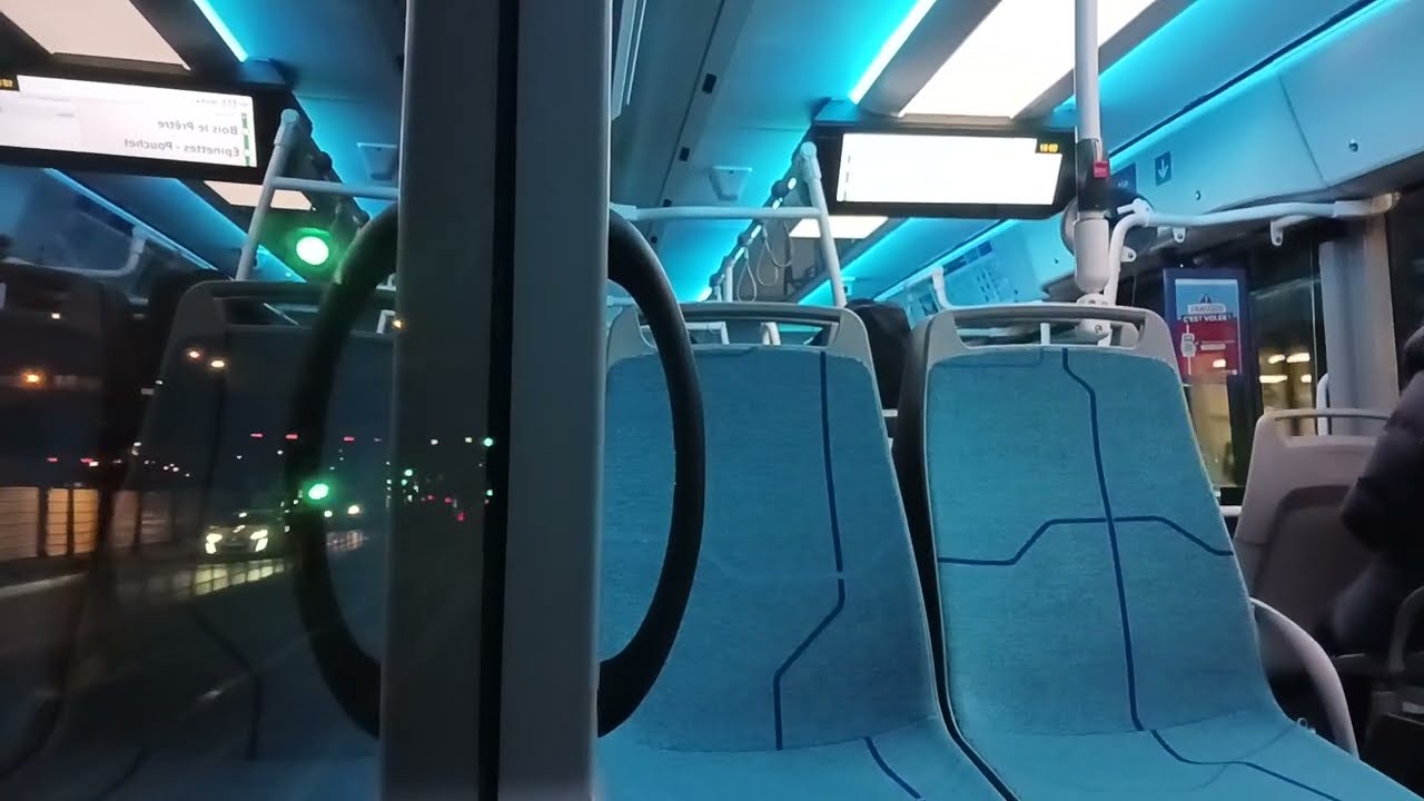 [RATP] Bluebus 12 sur la ligne 66 entre Saint-Ouen RER et Mairie du 17e