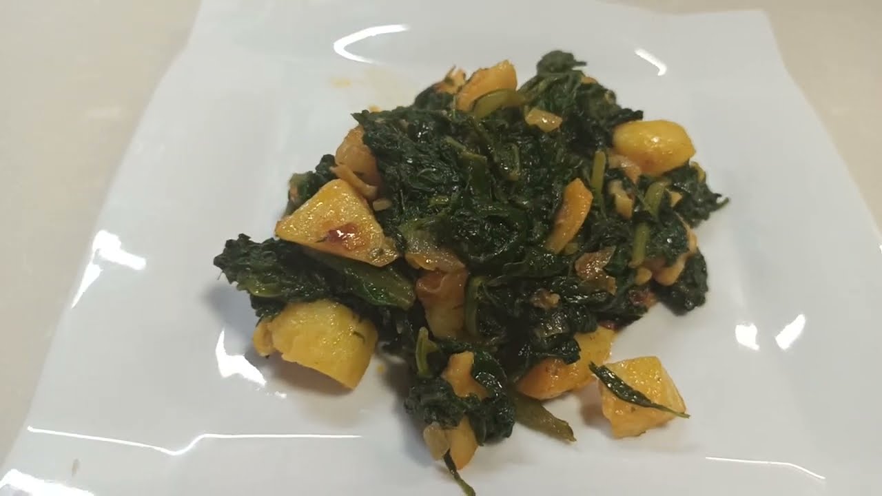 ACELGAS GUISADAS CON PATATA Y PIMENTON