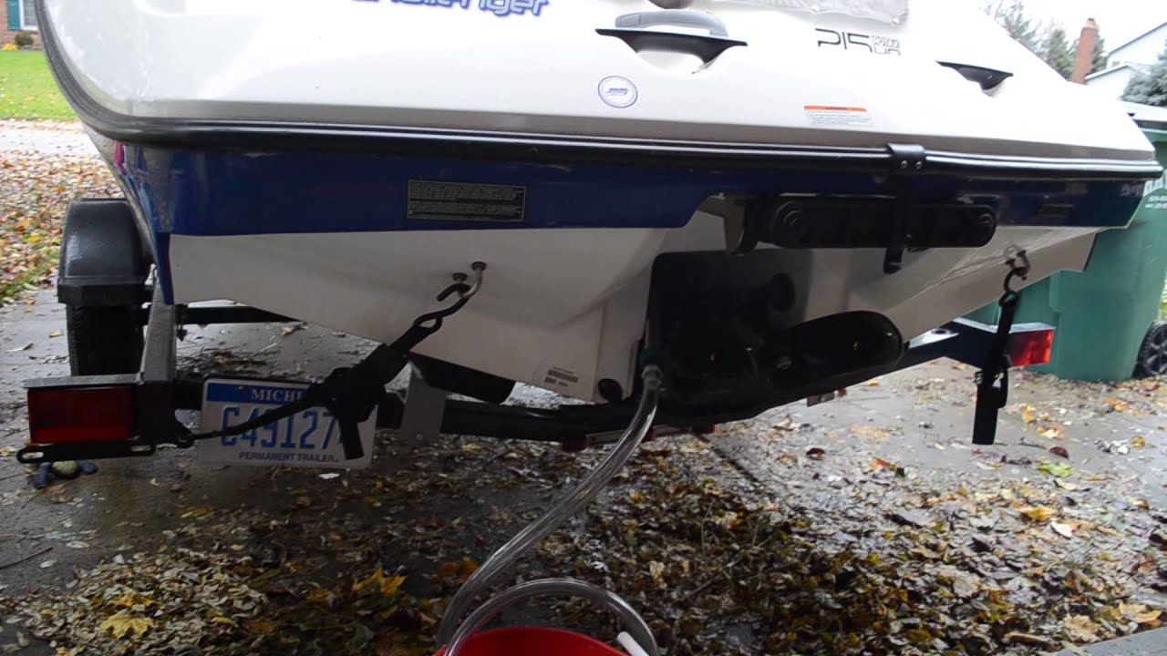 How to winterize your Seadoo Challenger 180 - Step 2 - Winterizing