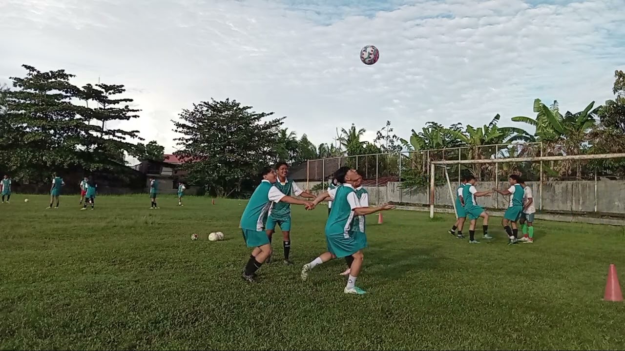 UAS Mengajar " pembelajaran Sepak bola "