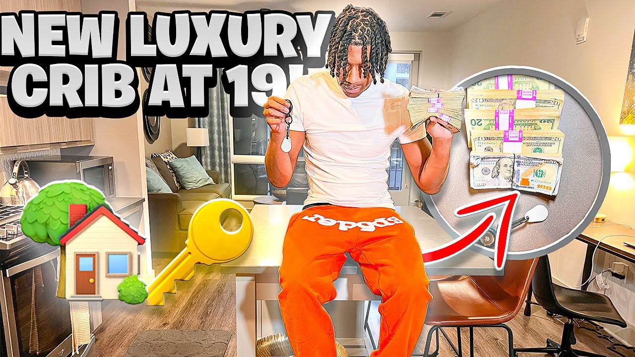 MOVING INTO A LUXURY APARTMENT AT 19!| Full Complex TOUR