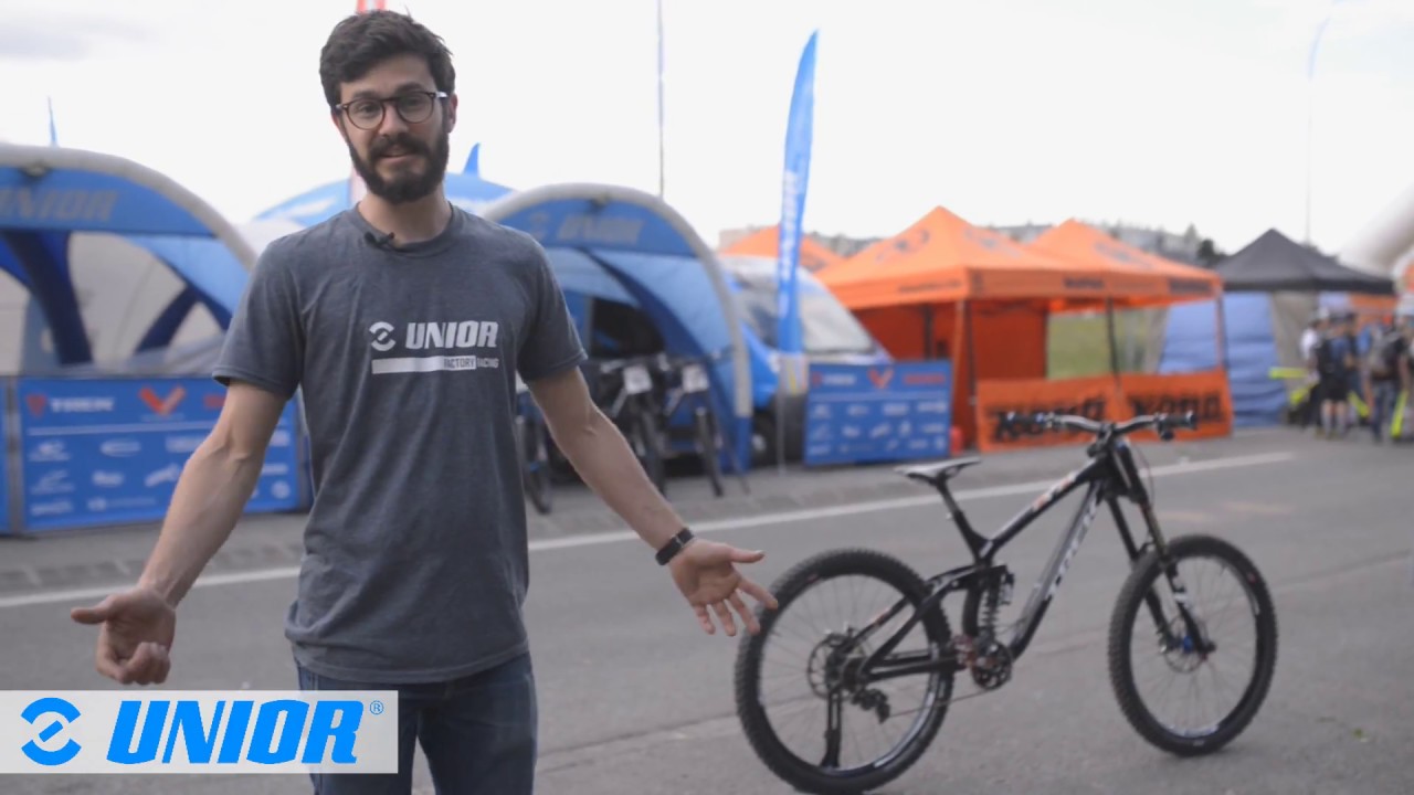 Floor stand 1692H | Product Overview | Unior Bike Tools