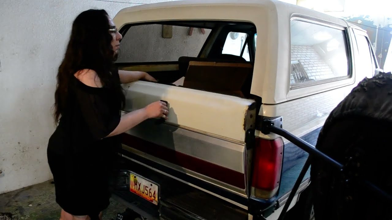 I fixed the Tailgate...
