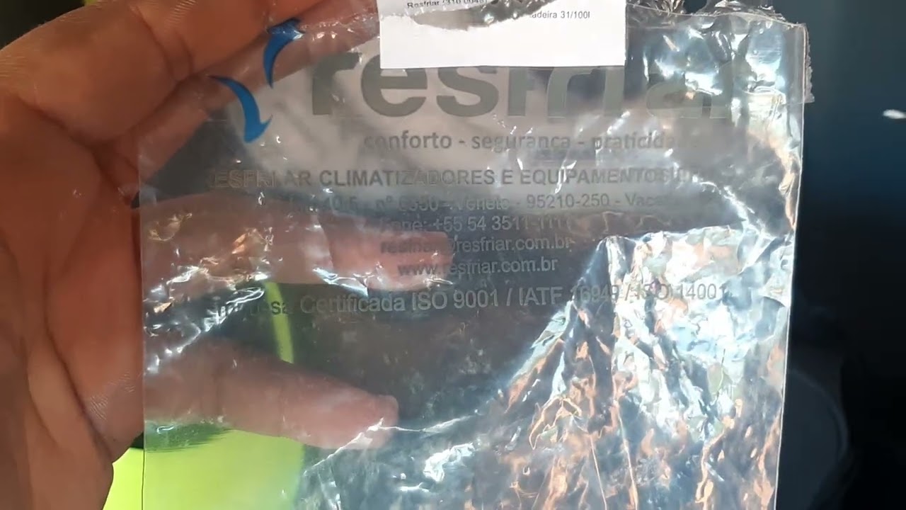 Geladeira Portátil Resfriar não desliga, congelando tudo..