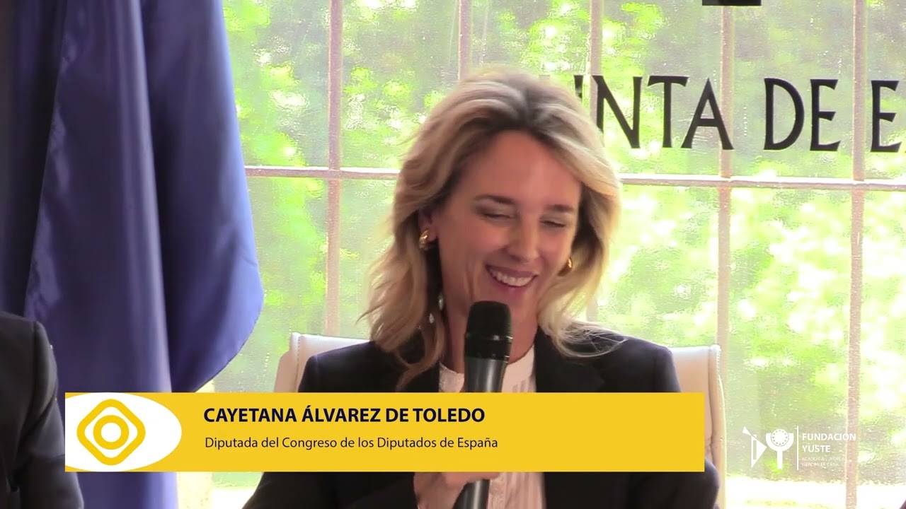 Mesa redonda: Paola Gonzalez Velosa, Charles T. Powell y Cayetana Álvarez de Toledo