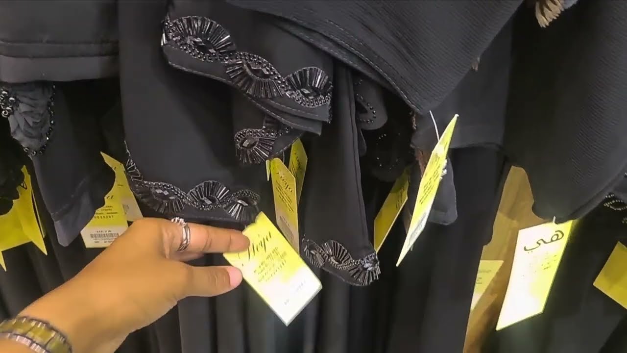 ABAYA SHOPPING BIG SOUQ IN JEDDAH 👀  #jeddah #abayas #saudiarabia