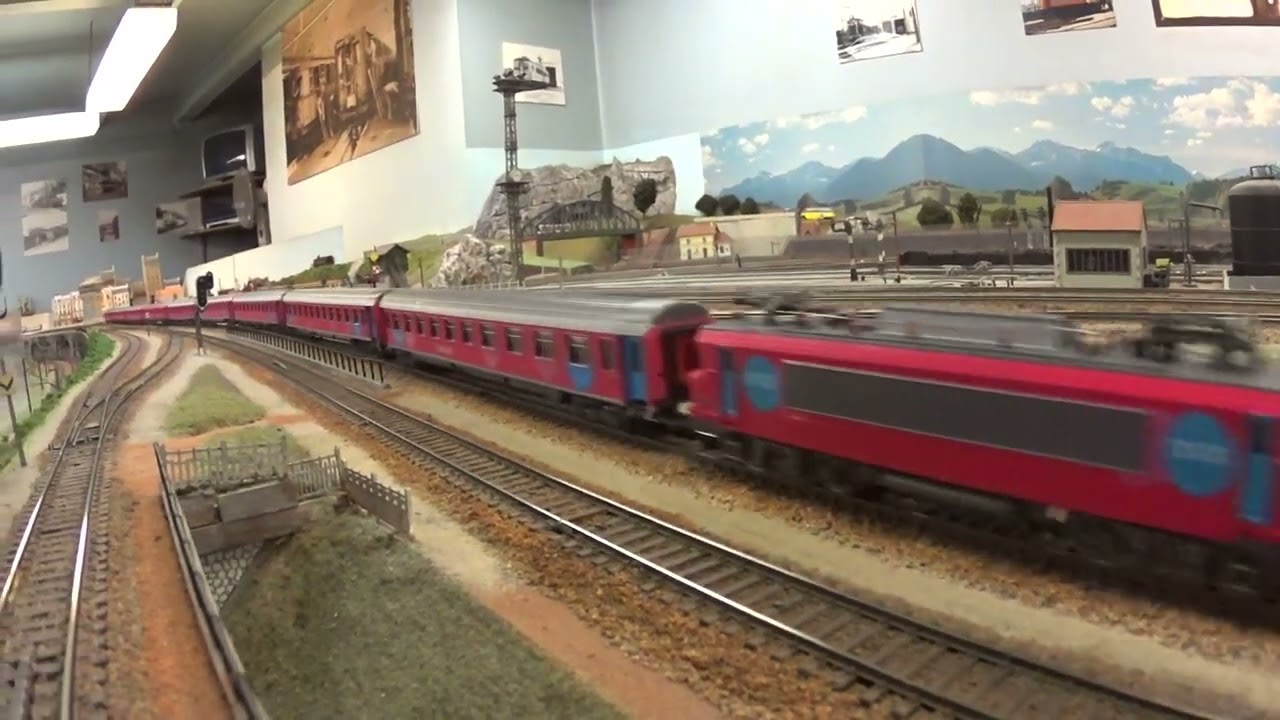 Nouveau Ouigo classique SNCF - Club AMFP RATP - C.B. Prod © 2022_04_08