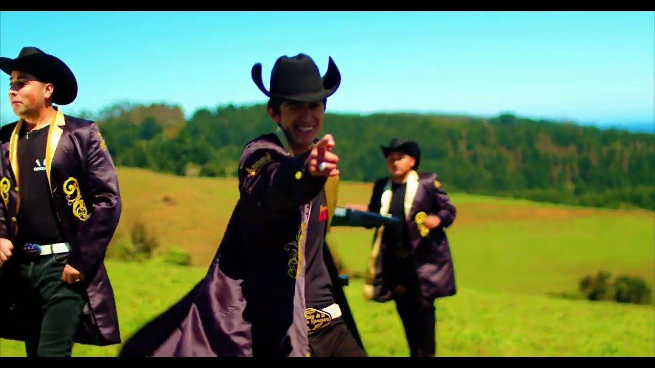 Esenciales de La Cumbia Ranchera - Me Deja Loquito