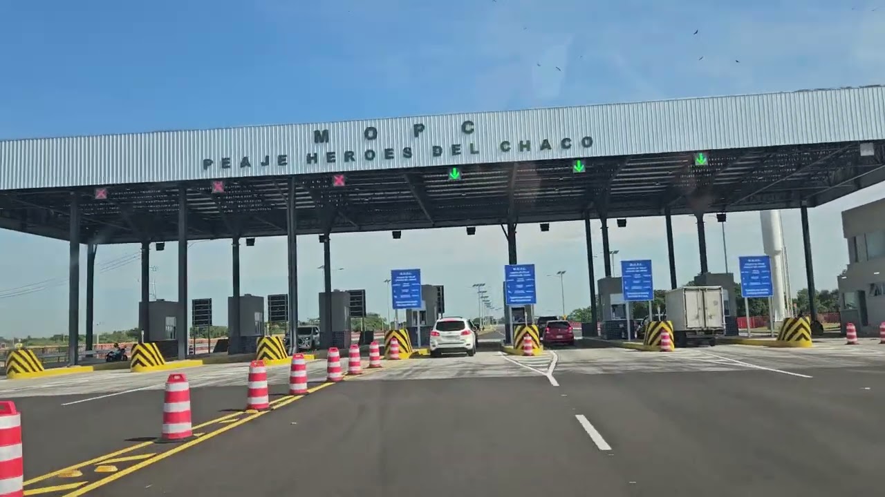 Recorriendo el Puente Héroes del Chaco hasta Nueva Asunción Paraguay.