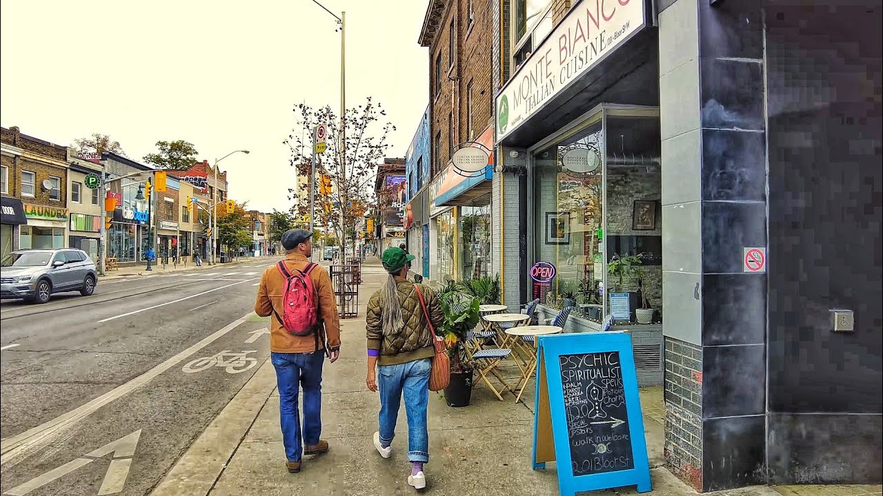 Toronto Walk - Lansdowne Station to Dufferin Mall