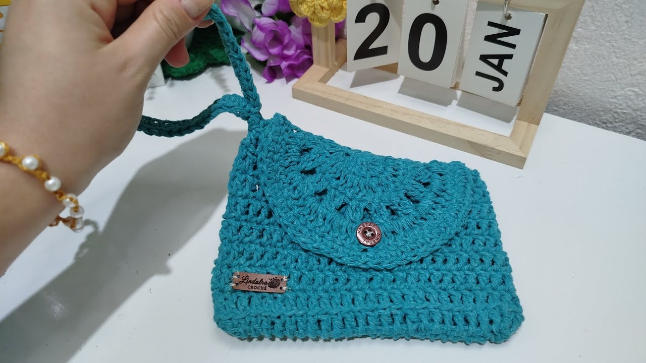 Bolsa de crochê carteira Moderna em barbante fácil rápida passo a passo @LindalraBolsasemBarbante
